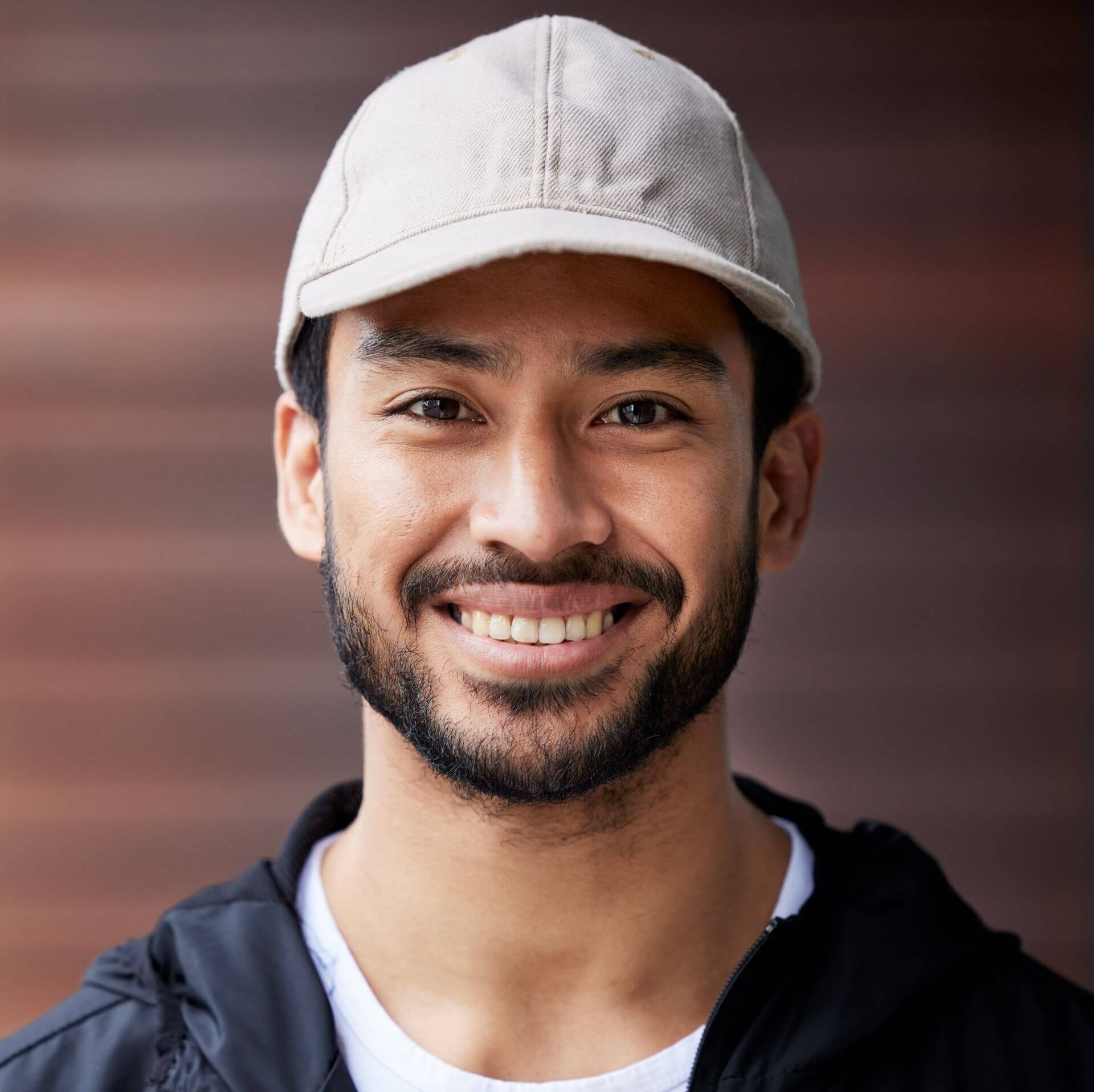 courier-man-outdoor-headshot-and-portrait-with-sm-2023-11-27-05-14-31-utc.jpg courier-man-outdoor-headshot-and-portrait-with-sm-2023-11-27-05-14-31-utc.jpg